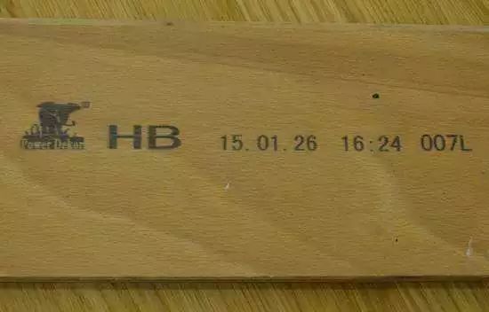 圣象地板价格多少钱一平方,品牌圣象地板