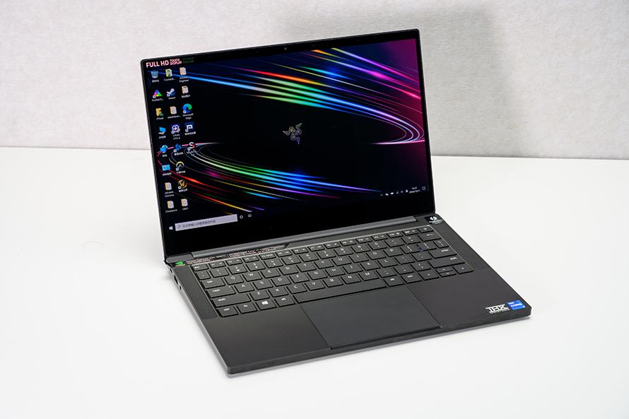 雷蛇灵刃超轻,razerblade雷蛇灵刃13潜行版