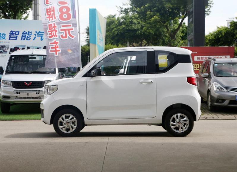 自动挡省油小汽车推荐哪款车型,皮实耐造的自动挡小轿车推荐几款