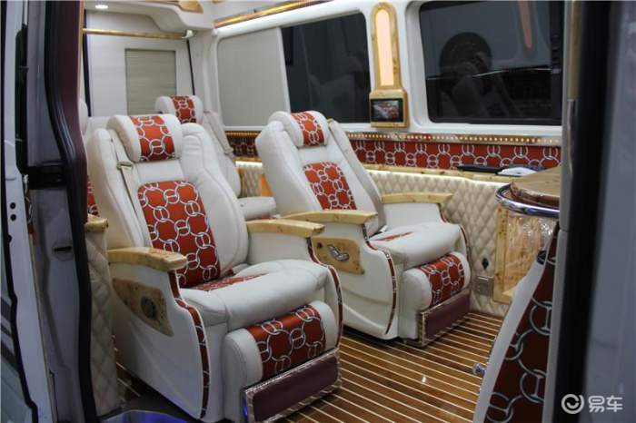 奔驰斯宾特商务车爱马仕,奔驰斯宾特7座爱马仕橙限量版