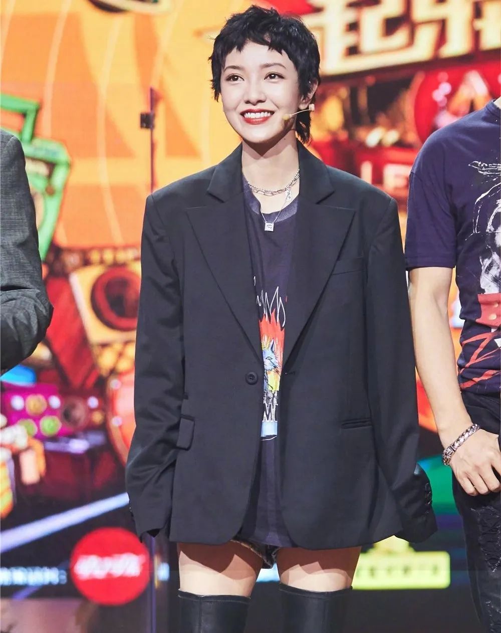 夏天剪短发简单好看凉快,夏天剪什么短发好看凉爽