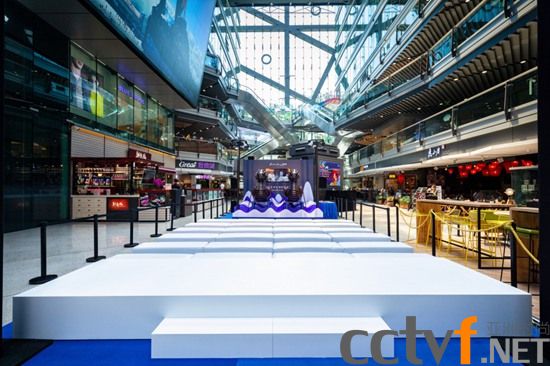 芳草地携手刘若望共发起龙舟公共艺术项目暨媒体启动仪式在京举行