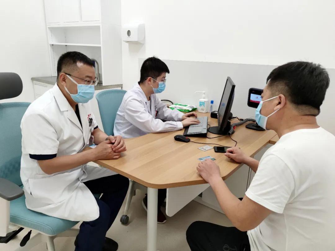 新时代红色军医精神,传承红色军医精神