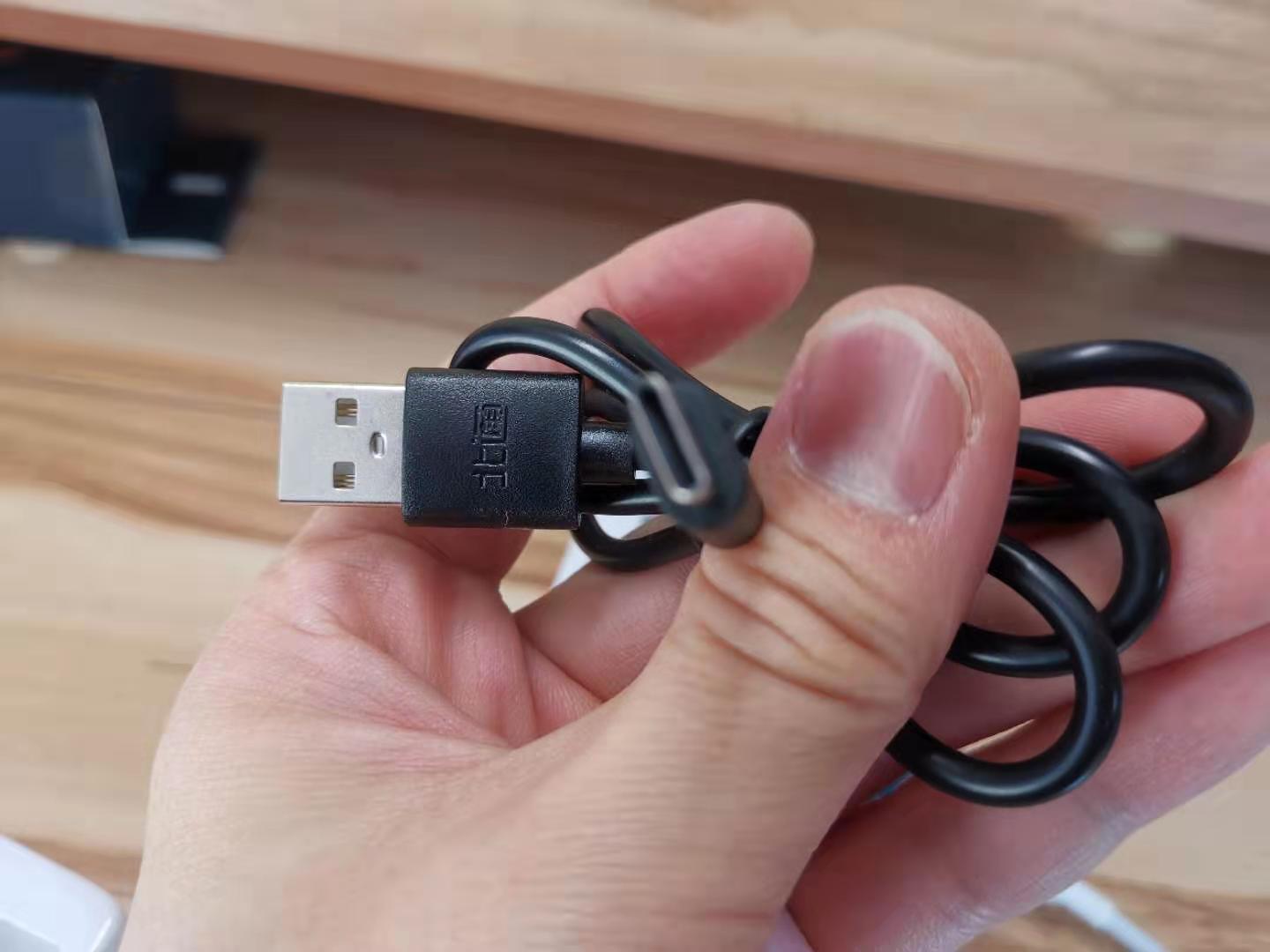 和平精英吃鸡神器键位分享最新,和平精英用手游指套吃鸡