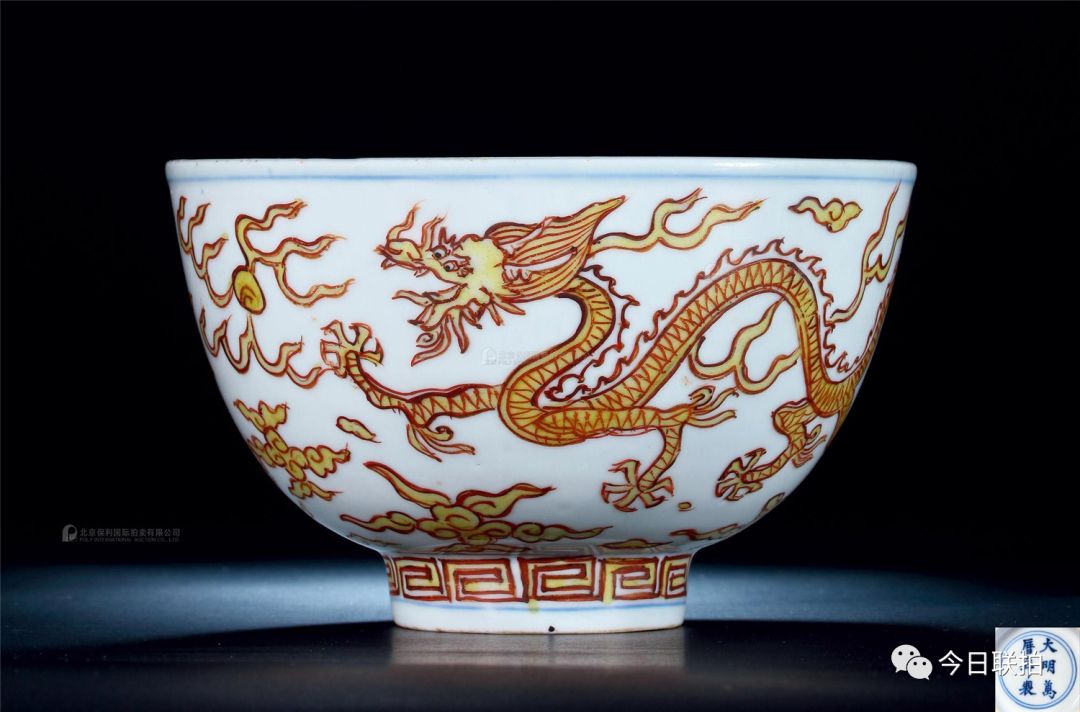 顶级官窑粉青釉,粉青釉镂空瓷器内部图片大全