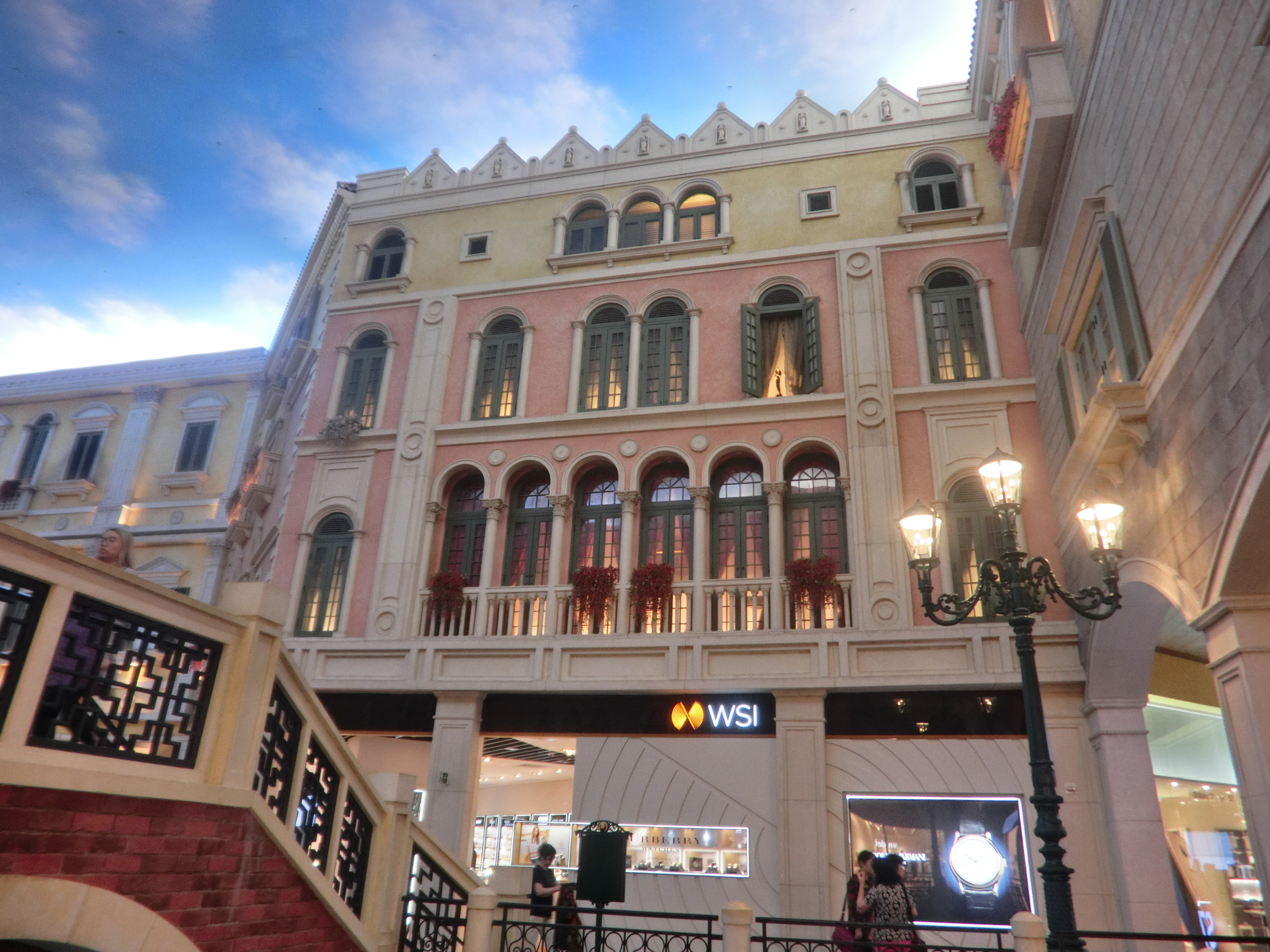 澳门一天自由行好还是跟团去好,花了80元跟旅游团去海花岛