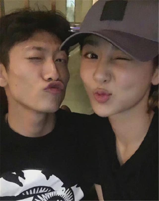 张一山发微博为杨紫庆生,张一山发微博给杨紫庆生评论区