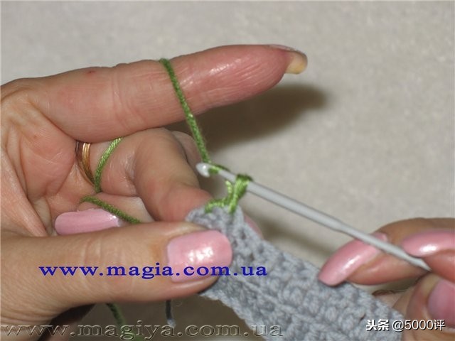 倒钩针收边方法图解,倒钩针收边的视频教程