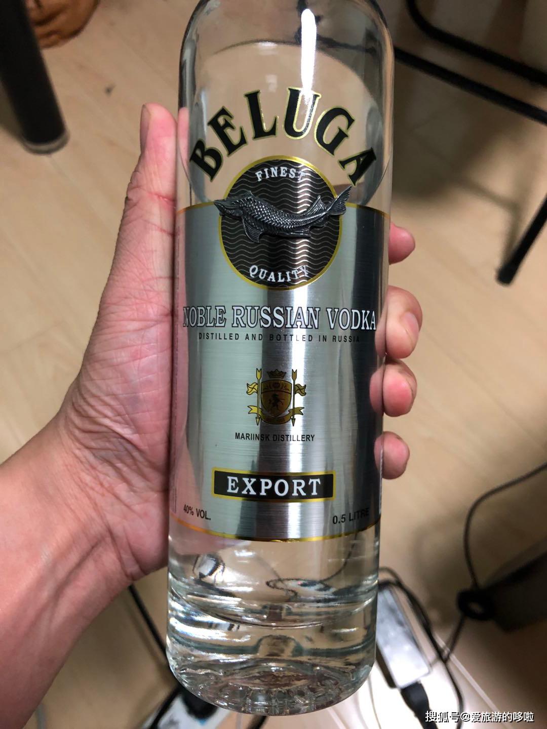 硬核吃鱼子酱指南，配糖油饼臭豆腐皮蛋