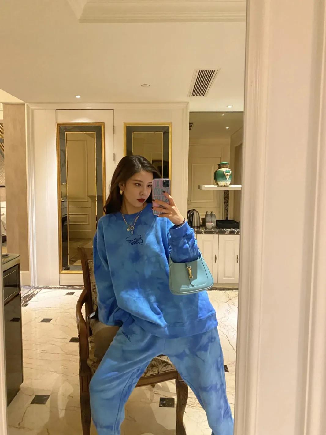 入秋必备的卫衣,入秋必备10款卫衣