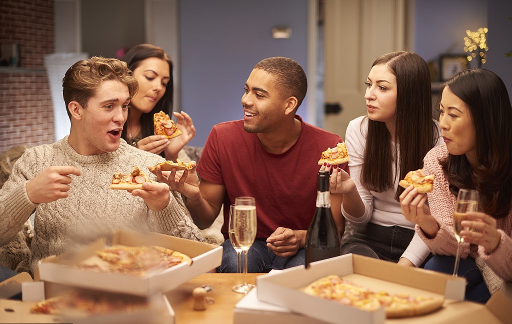 从那不勒斯到世界，一张“打卤馕”的发家史