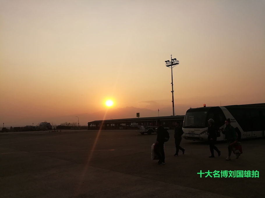 尼泊尔加德满都三日游费用,尼泊尔陆路到拉萨自由行攻略