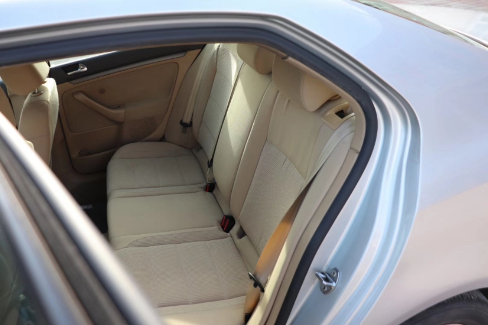 二手车大众速腾最好的一款,二手车推荐1-2万捷达速腾