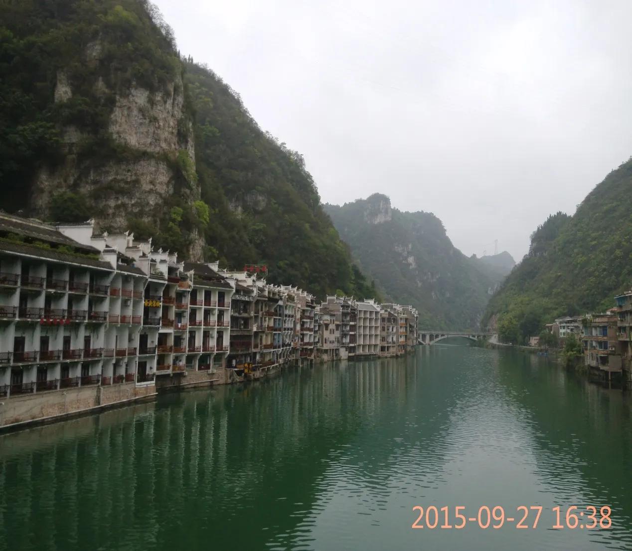黄果树荔波小七孔苗寨镇远两日游,千户苗寨梵净山黄果树三日游