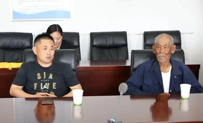 乡村振兴路上的圆梦人——记莒县洛河镇商家店子村“第一书记”单修昌