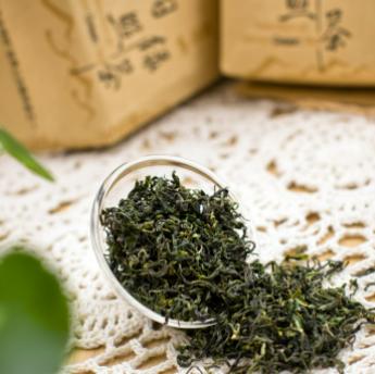 晚上游四方,游四方下联