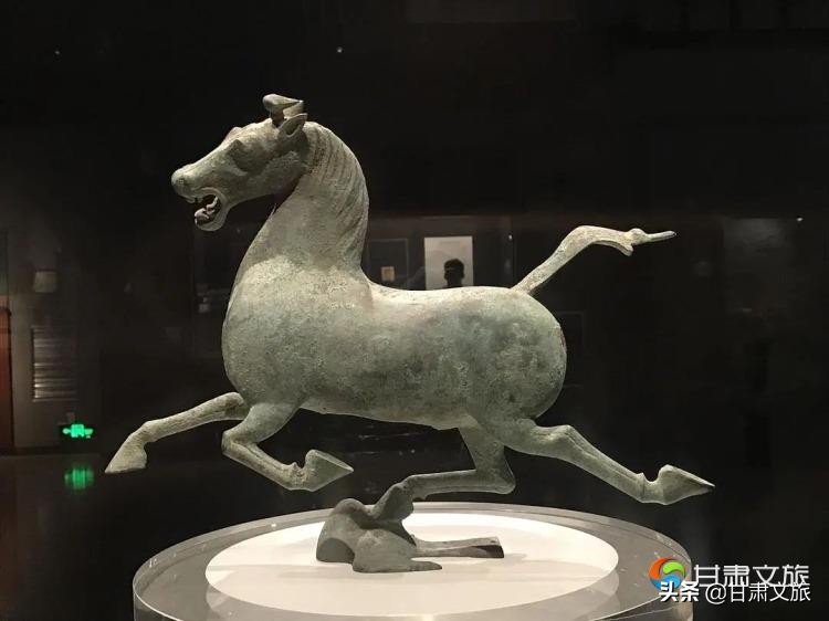 姝﹀▉浼犲,浼犲涔嬪煄鍏湞鍙ら兘