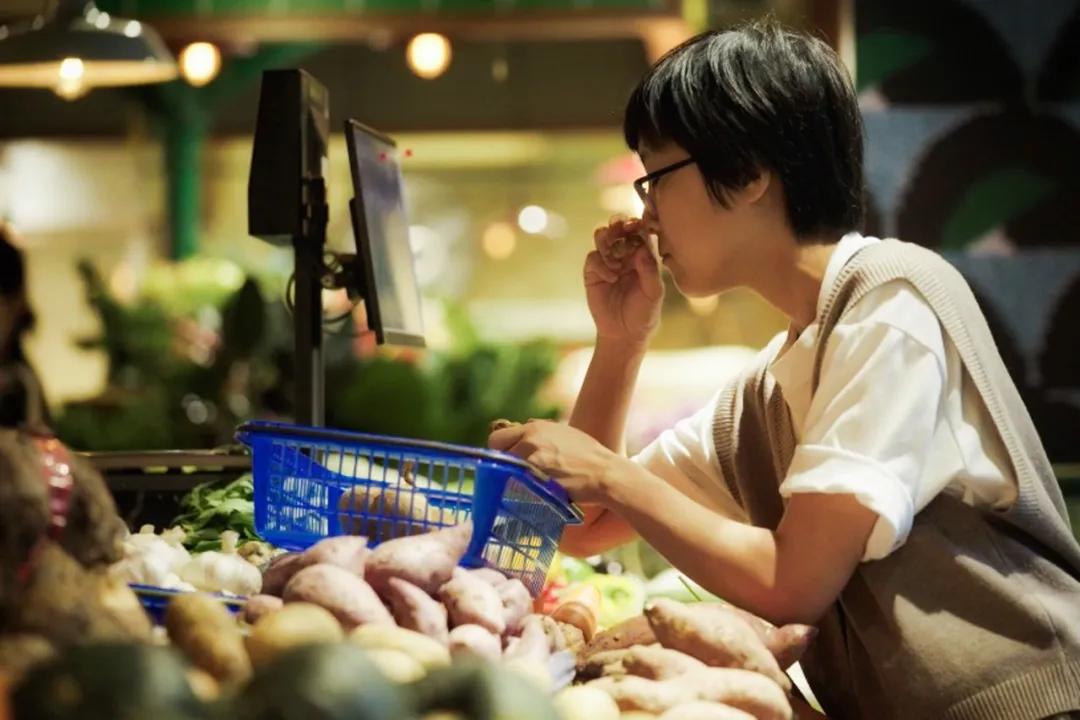 从180㎡搬到45㎡,三口之家越住越小,女儿却说现在最好