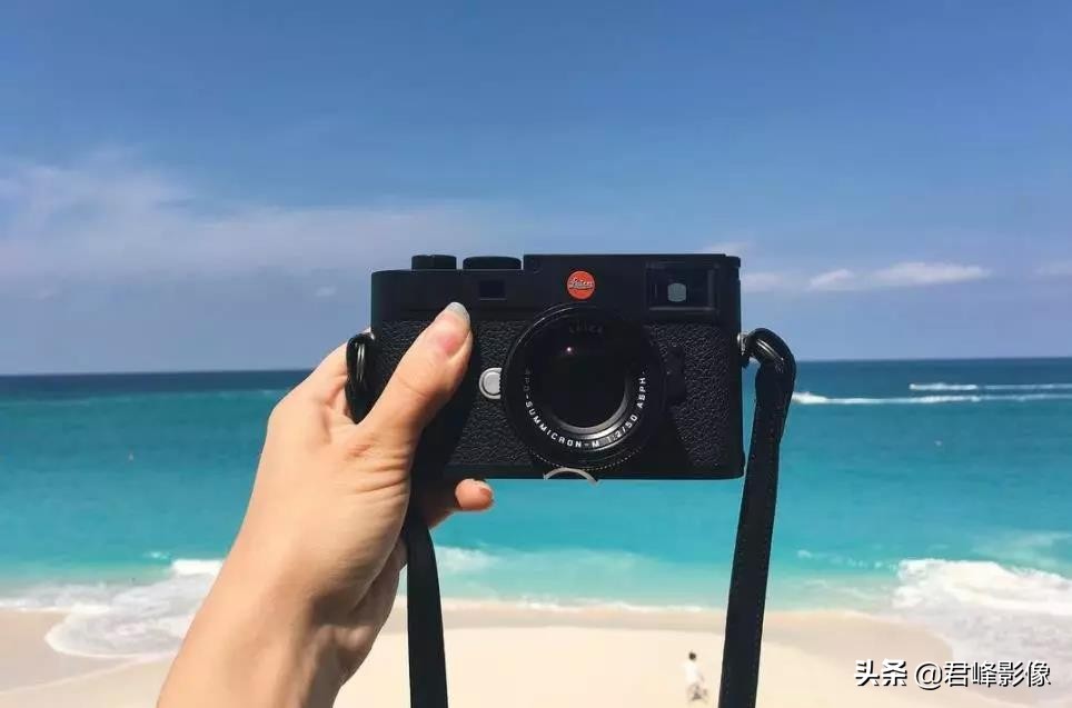 新手入门摄影买徕卡什么相机,日常拍照用徕卡生动还是经典