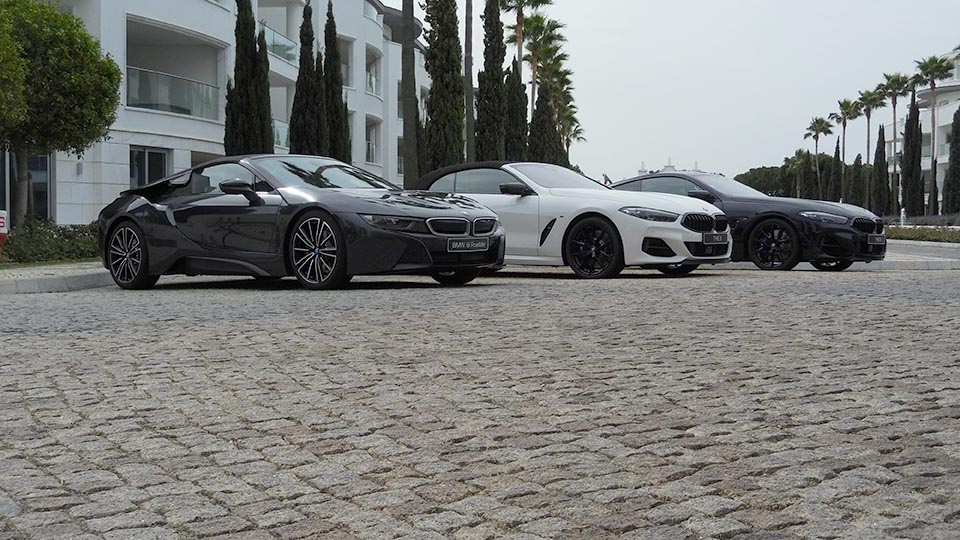 试驾宝马8系四门轿跑黑武士,新款宝马8系四门轿跑试驾