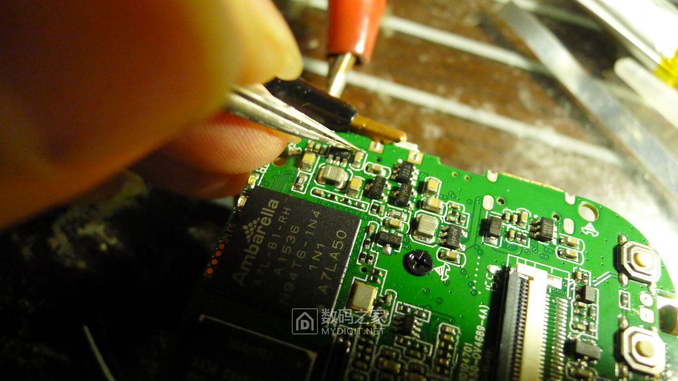 PAPAGO行车记录仪GoSafe535拆解，电源接反故障维修及思路分享