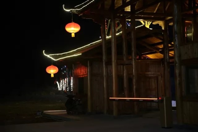 368元抢原价799元徐家庄旅游度假村~豪华木屋山景房+早餐+门票等