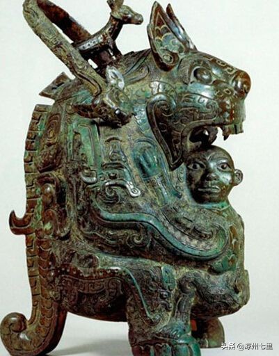 酒池肉林这样穷尽想象力的奢靡，是否是殷商*国亡**的主因？