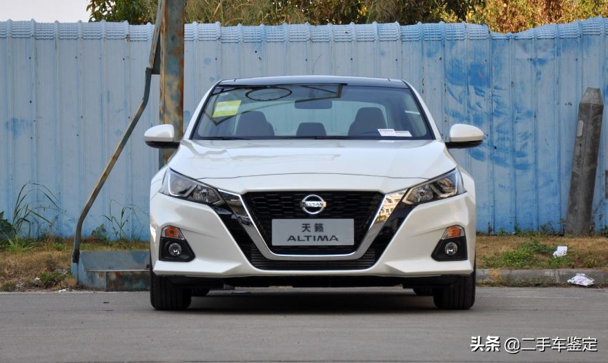 五分钟区别不同年款帕萨特,日产天籁各个版本区别