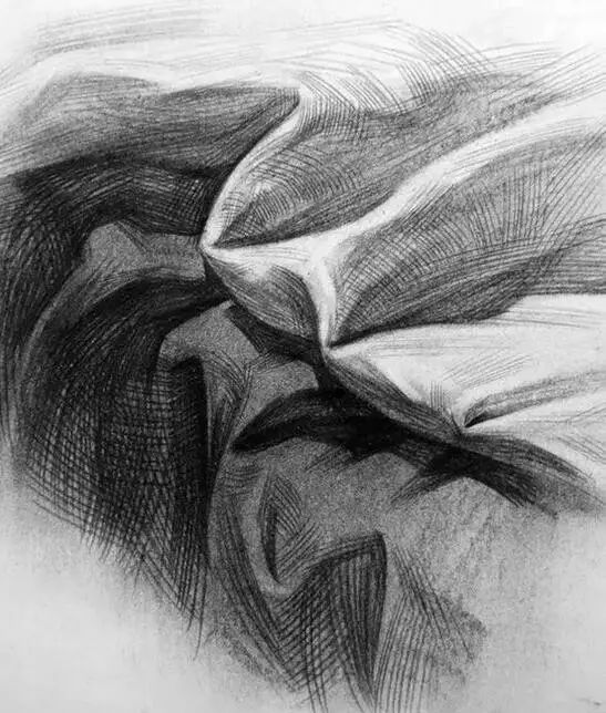 素描衬布的画法和步骤,你掌握了平面图的绘画方法了吗