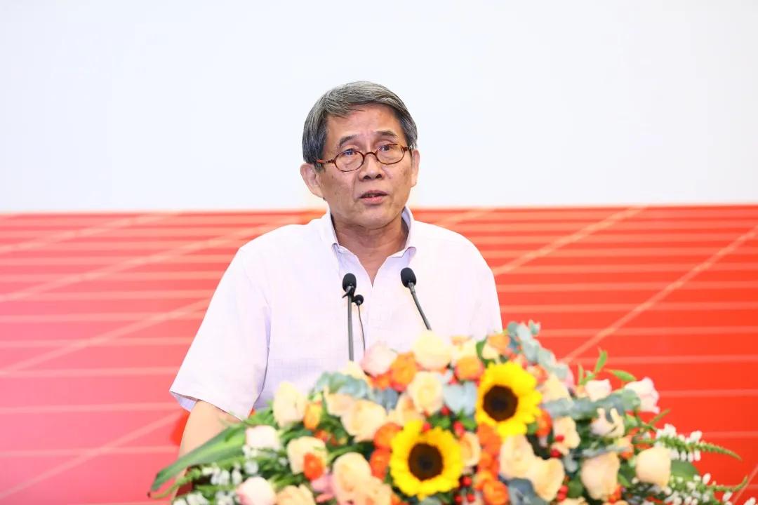 甘阳:希望大学生能深入认识西方,而非盲目崇拜或肤浅贬低