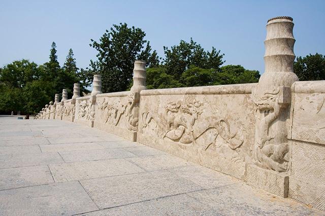 赵州桥是李春造的还是鲁班造的,为什么说赵州桥是鲁班修