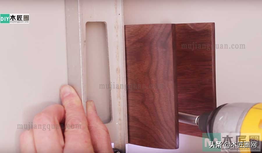 自制吉他挂钩墙壁挂架,吉他墙架制作视频