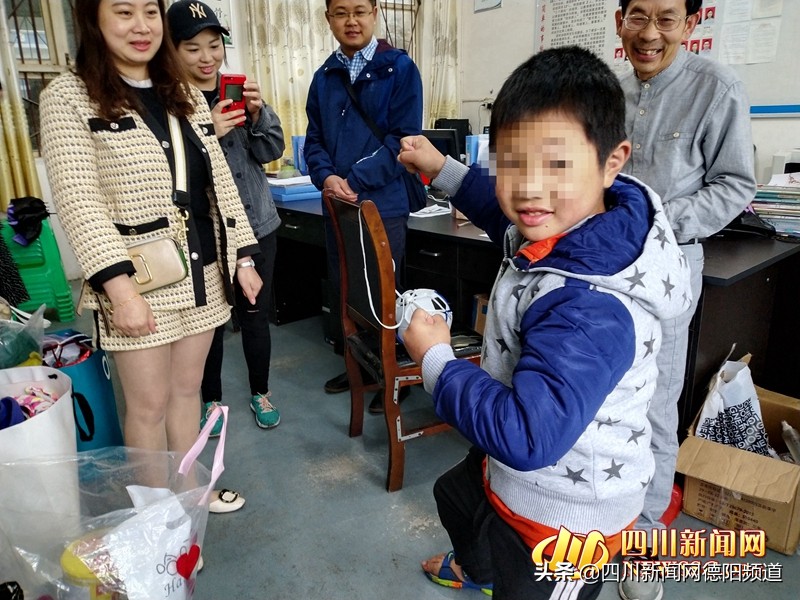 14岁男孩肚子疼大便不成形,5岁男孩肚子痛不排便