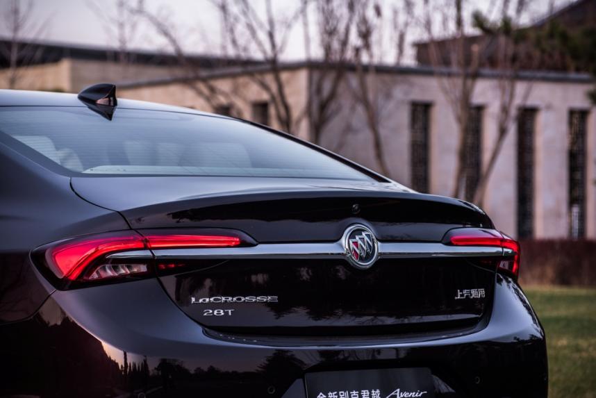 别克君威跟君越哪个隔音效果好,新款君越做隔音