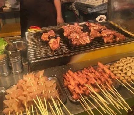 宁波城中村美食街,宁波二村小吃街