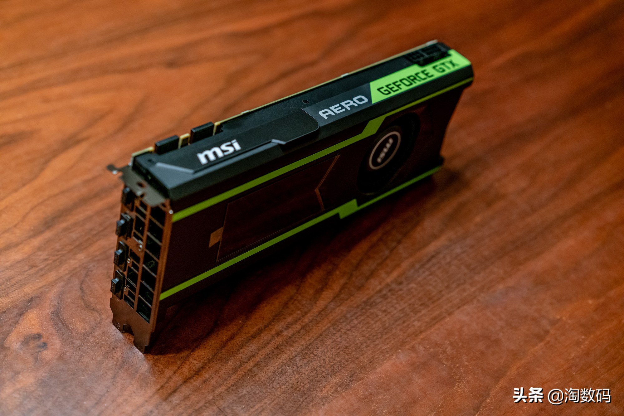 微星gtx1080ti11g涡轮公版显卡怎么样,微星gtx1080tiaero11g跑分