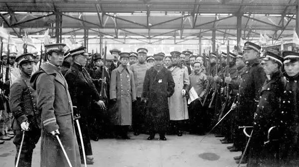 泪崩!1年1张,百年上海,老底子上海人都看哭了!