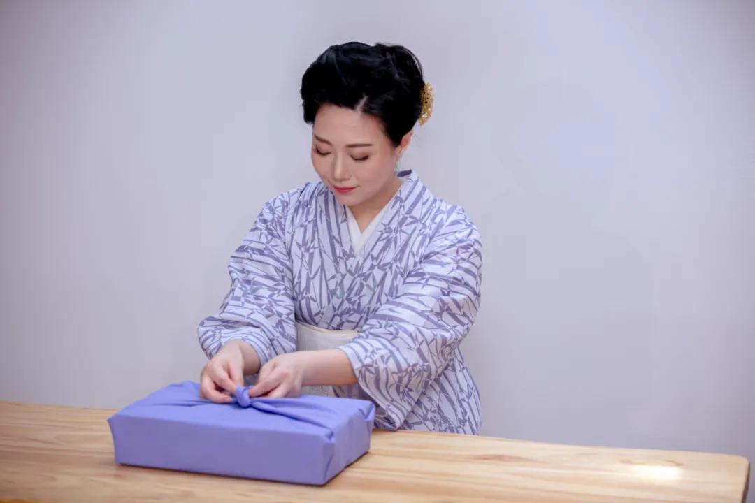 查询14天行程信息,查看具体行程