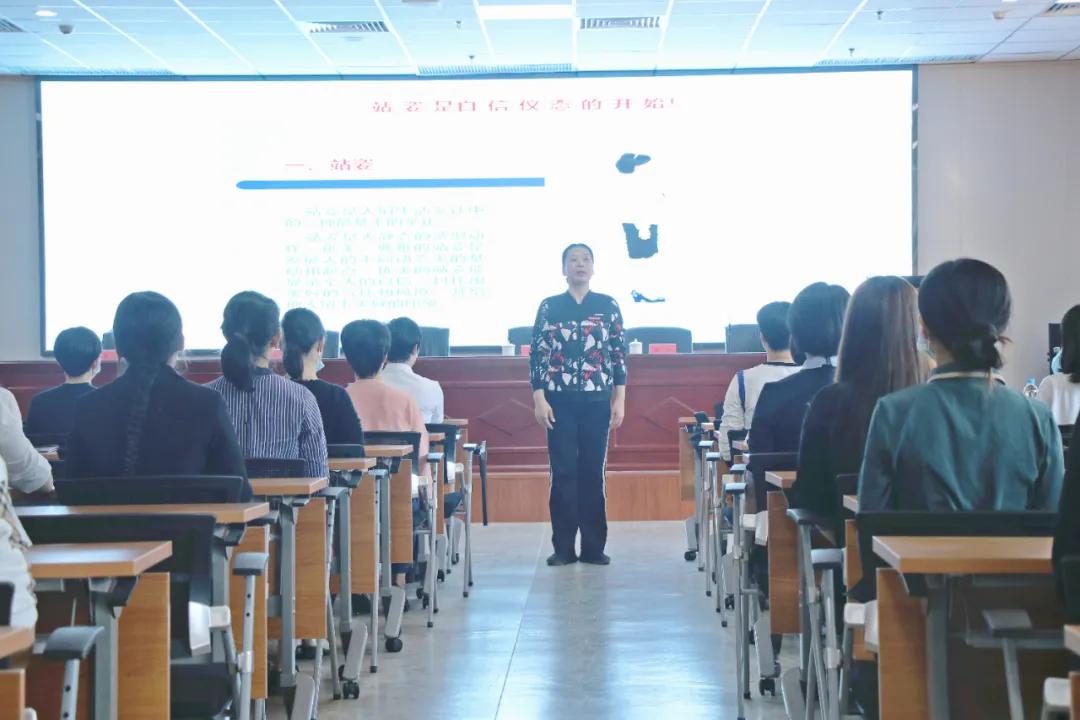 安溪县：巾帼奋进新时代医路有“礼”享健康——女职工素质提升大讲堂走进妇幼