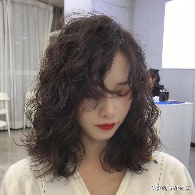 头发变细软脱发还能补救吗,头发细软是秃的前兆吗