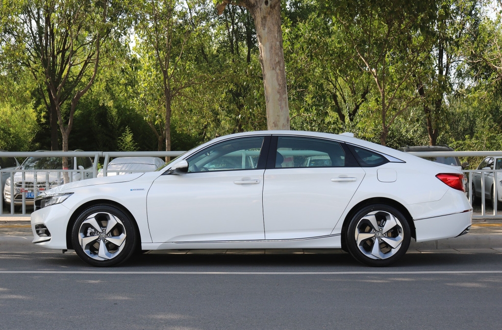 全新本田雅阁有哪些缺点,本田雅阁最新款车主真实感受