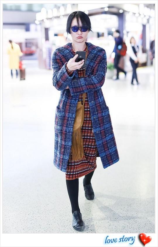 周迅一招打脸发型师!遮眼刘海灵气全无,扎起的那刻网友起立鼓掌