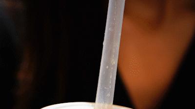 中国风与烧仙草的新潮结合，顺德这家茶饮店要排队了