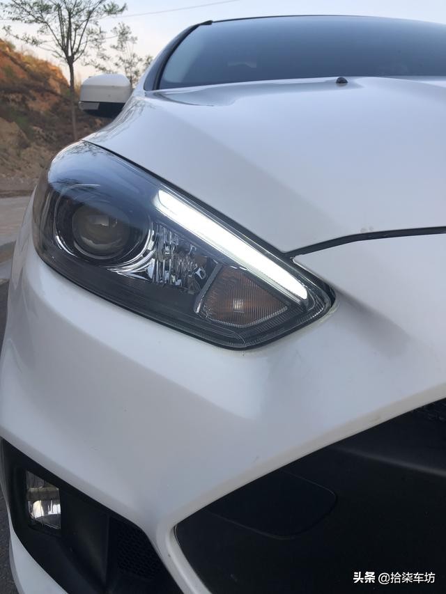 福克斯rs黑白,福克斯rs第二代