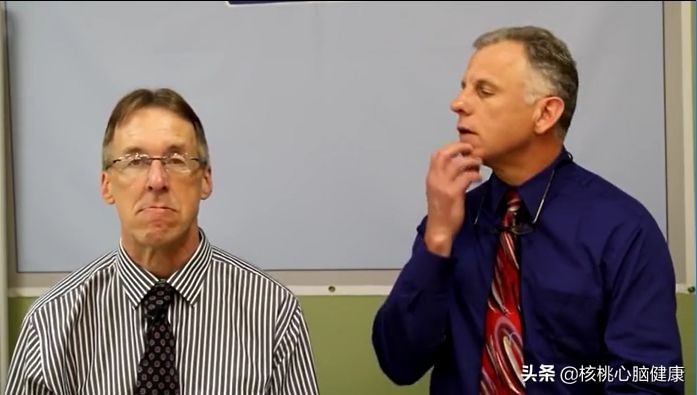 中风面瘫最快的恢复方法,中风面瘫怎么按摩面部