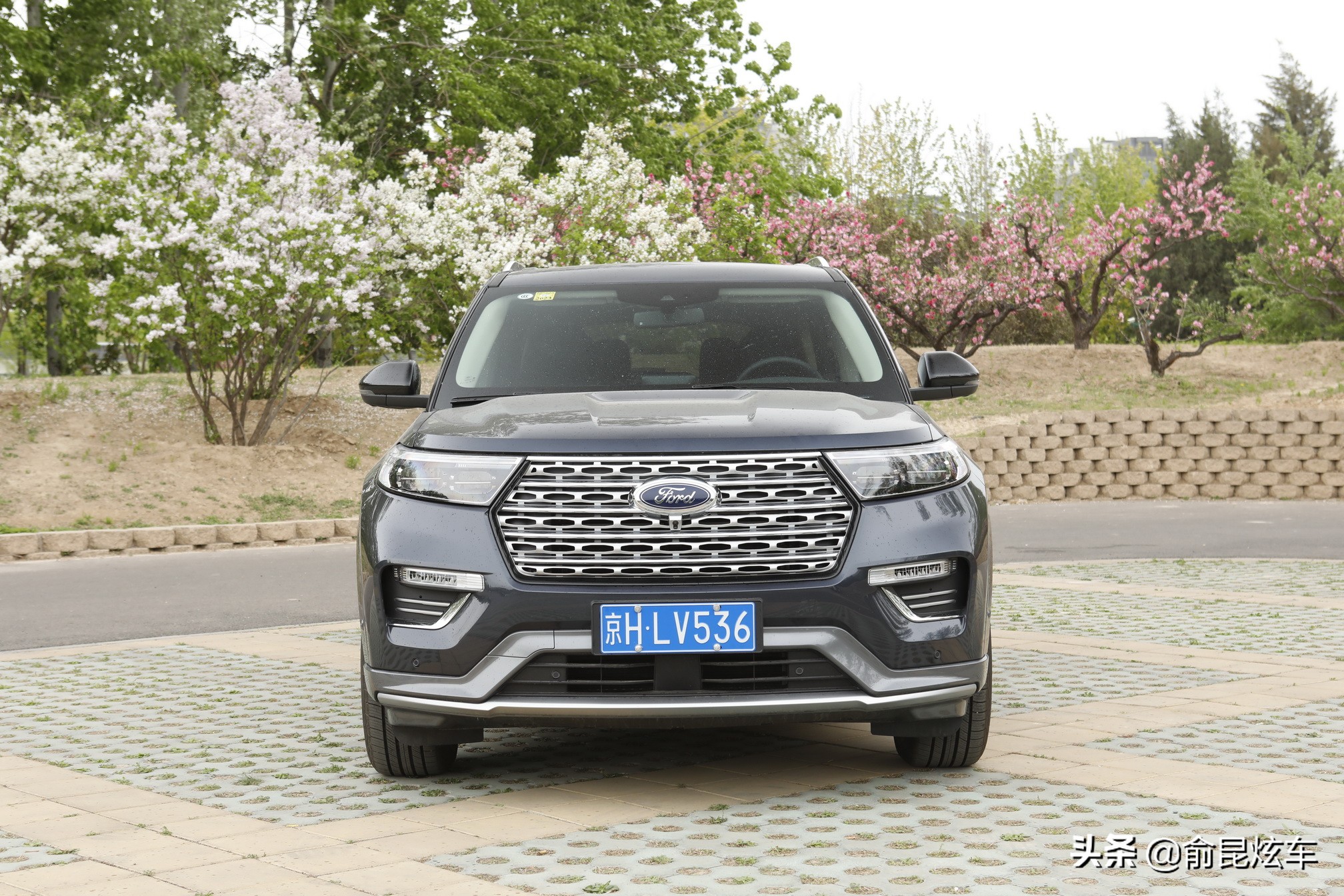 全新大七座suv福特探险者,帅气十足的性能轿跑suv