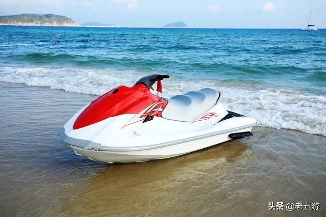 爱她就带她旅行,爱她就带她去火车站看海