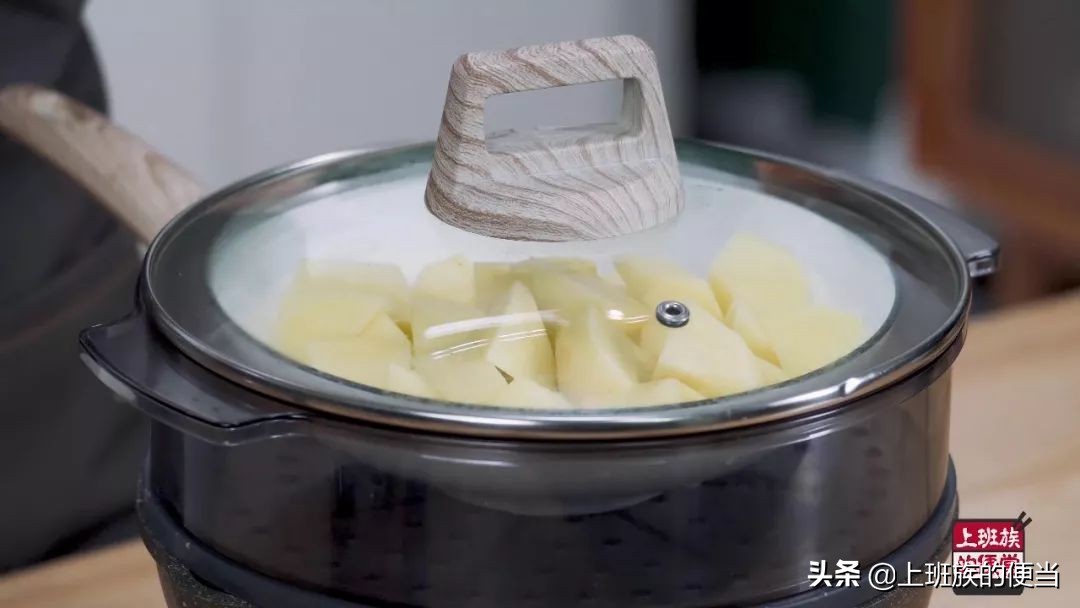 土豆最好吃的做法没有淀粉,土豆最好吃的做法不用沾淀粉