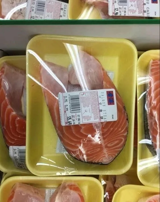 美国中餐馆打hei工的生活，每月收入2万.为好生活远走他乡。