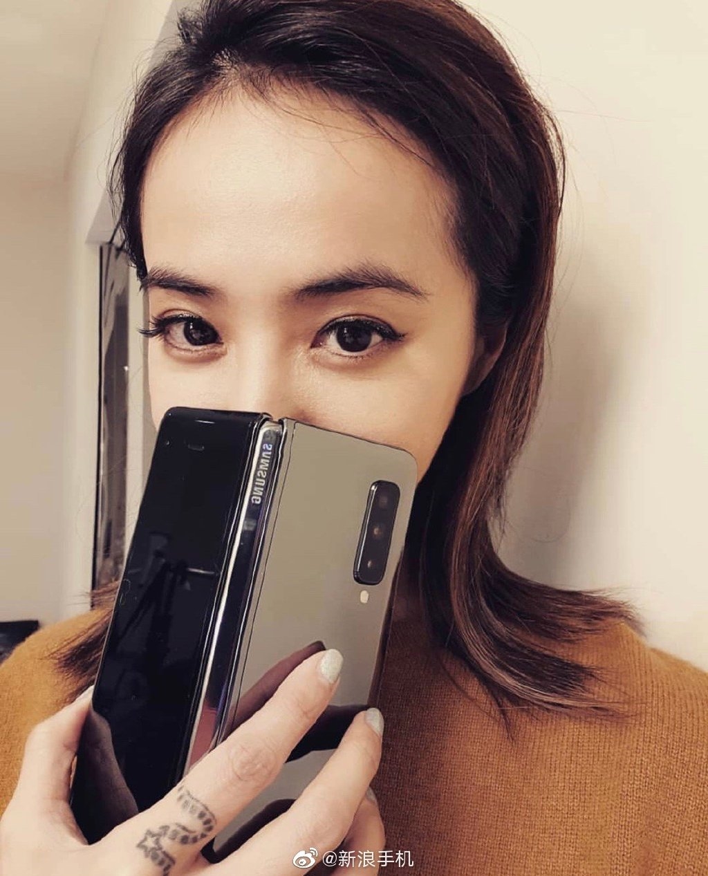 凯盛科技超薄柔性玻璃车间,凯盛科技折叠玻璃屏